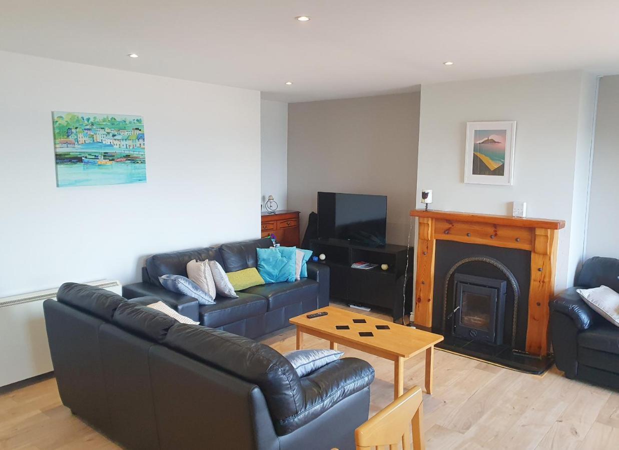 Ballycotton Holiday Apartment No 6 By Trident Holiday Homes Dış mekan fotoğraf