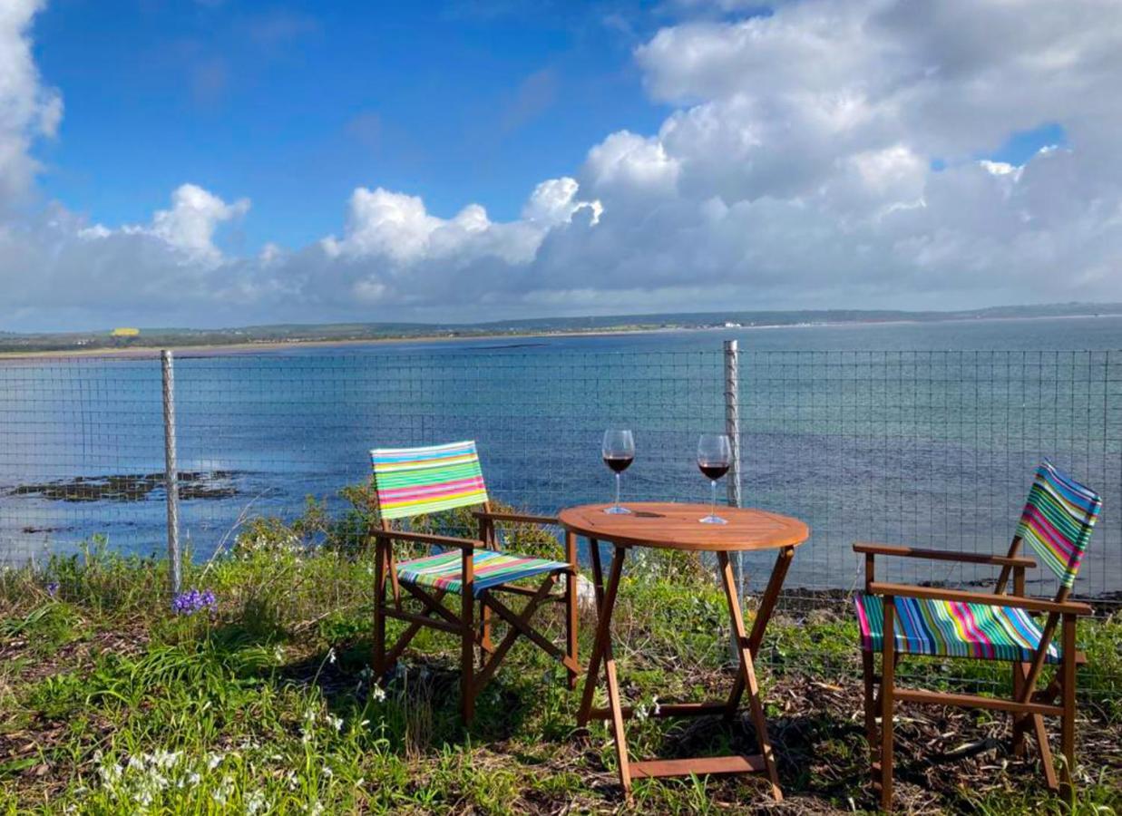 Ballycotton Holiday Apartment No 6 By Trident Holiday Homes Dış mekan fotoğraf